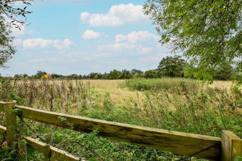 Images for Little Kingshill, Great Missenden, Buckinghamshire EAID:2640919782 BID:AME