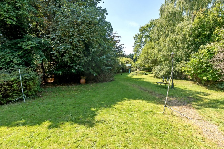 Images for Iver Heath, Iver, Buckinghamshire EAID:2640919782 BID:LAN