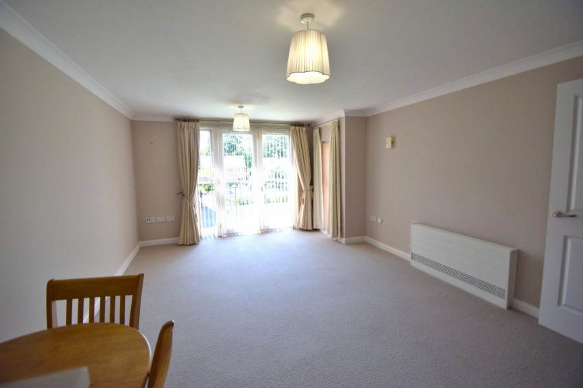 Images for Forest Close, Wexham, Berkshire EAID:2640919782 BID:SLO