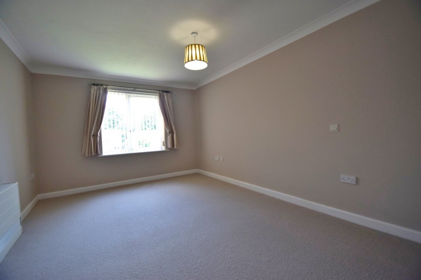 Images for Forest Close, Wexham, Berkshire EAID:2640919782 BID:SLO